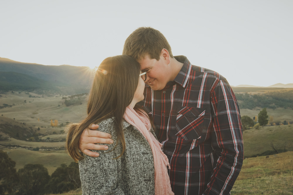 Alissa and Liam are Married - in Tharwa and portraits near Tidbinbilla ...